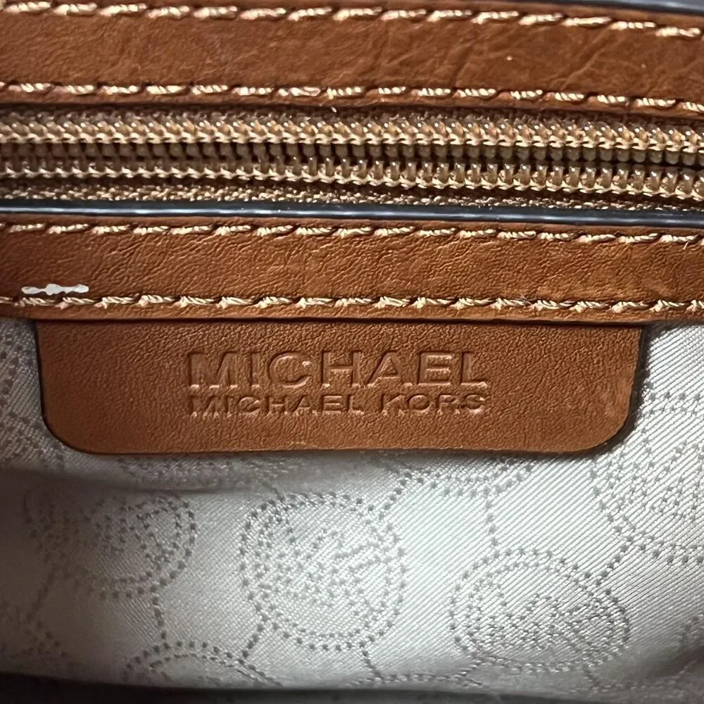 Michael Kors Crossbody Bag Womens Large Brown Monogram Junie Leather MK Charm'